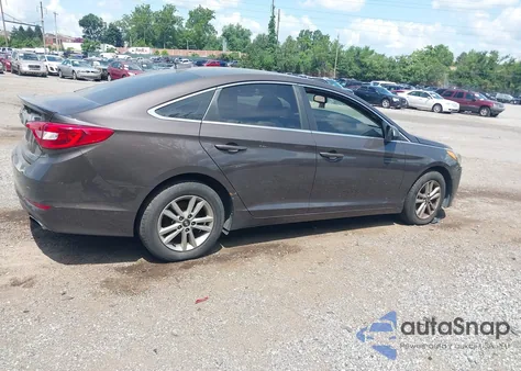 2015 Hyundai Sonata Se z USA, uszkodzony, nr VIN 5NPE24AF0FH160255